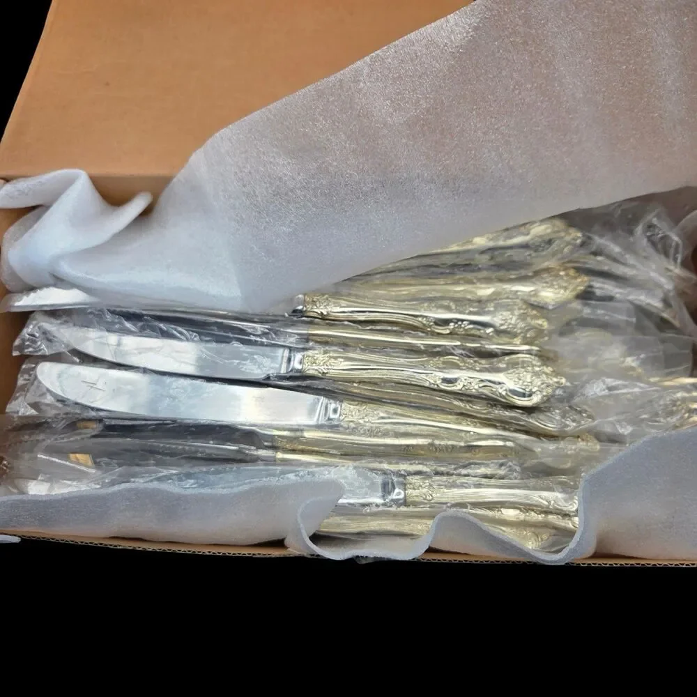 Wallace RSVP Orleans 52-Piece New Stainless Flatware Silverware Set Vintage